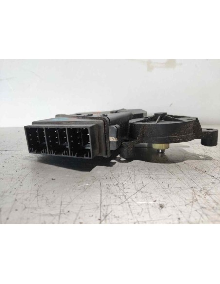 MOTOR ELEVALUNAS DELANTERO IZQUIERDO VOLKSWAGEN POLO IV (9N1) - 276050