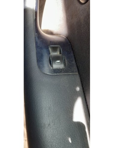 MANDO ELEVALUNAS DELANTERO DERECHO AUDI A4...