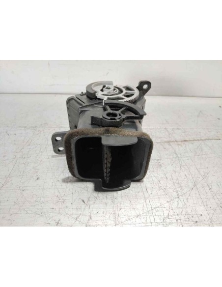 REJILLA AIREADORA TOYOTA COROLLA VERSO (R1) - 276926
