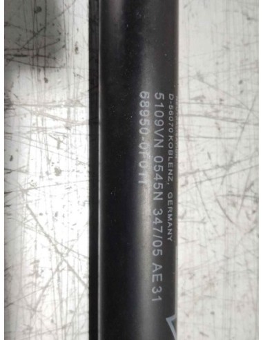 AMORTIGUADORES MALETERO / PORTON TOYOTA COROLLA...