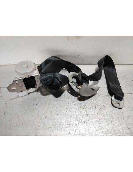 CINTURON SEGURIDAD TRASERO CENTRAL TOYOTA COROLLA VERSO (R1) - 198069