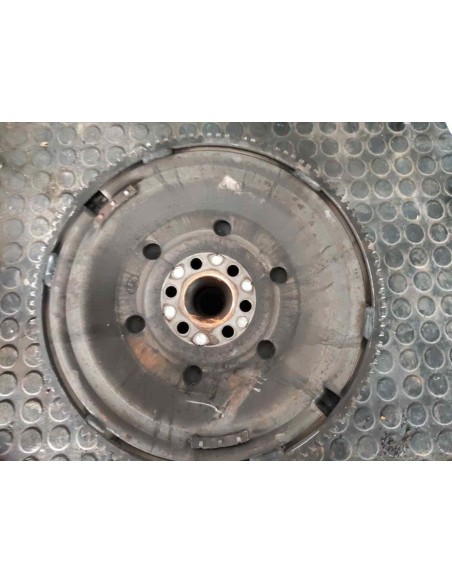 KIT EMBRAGUE VOLKSWAGEN PASSAT BERLINA (3B3) - 277060