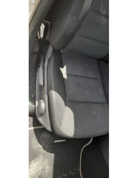 ASIENTO DELANTERO DERECHO MERCEDES-BENZ CLASE B (BM 246) - 276993