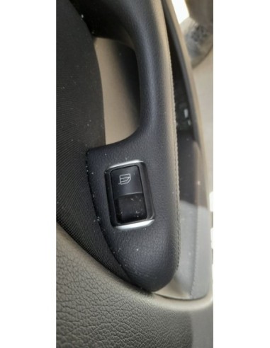 MANDO ELEVALUNAS TRASERO DERECHO MERCEDES-BENZ...