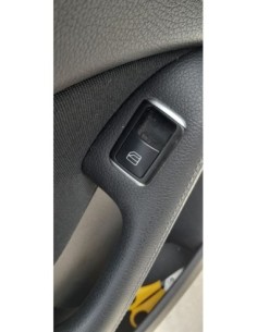 MANDO ELEVALUNAS TRASERO IZQUIERDO MERCEDES-BENZ CLASE B...