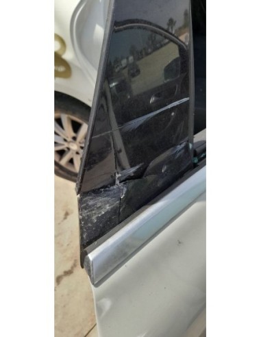 PUERTA TRASERA DERECHA MERCEDES-BENZ CLASE B...