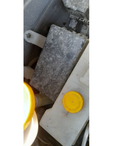 CAJA RELES / FUSIBLES NISSAN X-TRAIL (T30) -...