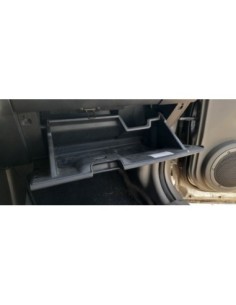 GUANTERA NISSAN X-TRAIL (T30) - 277084 2