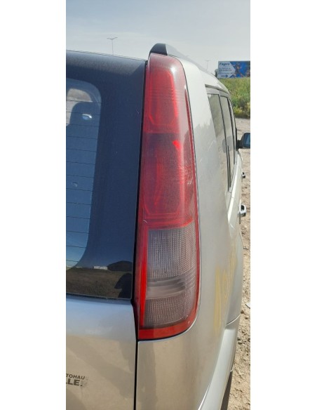 PILOTO TRASERO DERECHO NISSAN X-TRAIL (T30) - 277116