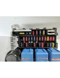 CAJA RELES / FUSIBLES NISSAN PICKUP (D22) - 127724 2