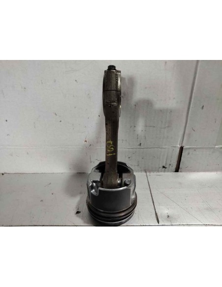 PISTON VOLKSWAGEN PASSAT VARIANT (3C5) - 277676