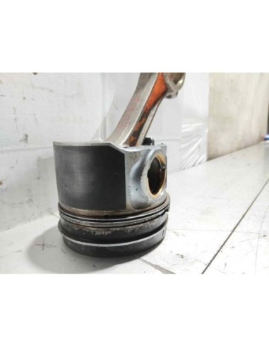 PISTON VOLKSWAGEN PASSAT VARIANT (3C5) - 277678