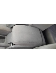 APOYABRAZOS CENTRAL VOLKSWAGEN GOLF V (1K1)(10 2003) -...