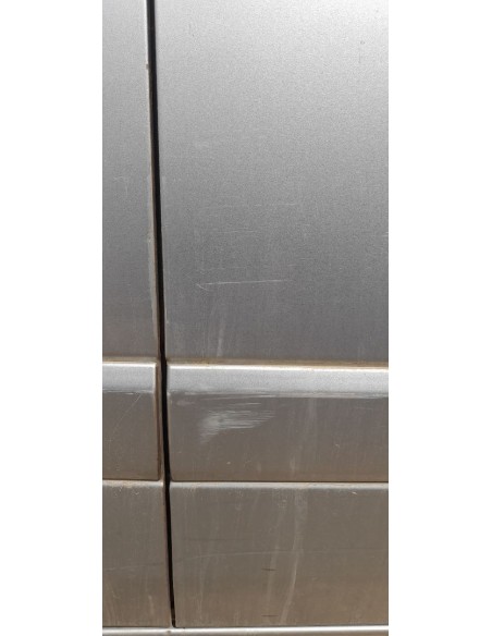 PUERTA DELANTERA DERECHA KIA CARNIVAL - 277861