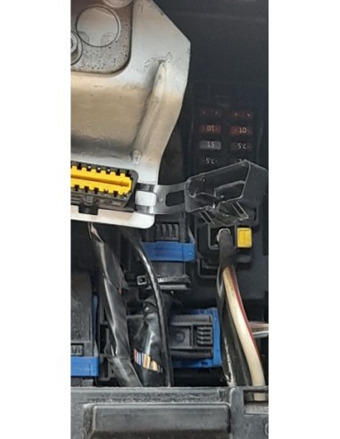 CAJA RELES / FUSIBLES FIAT GRANDE PUNTO (199) -...