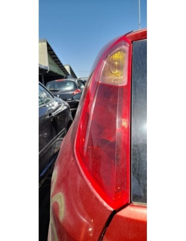 PILOTO TRASERO IZQUIERDO FIAT GRANDE PUNTO...