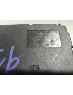 CAJA RELES / FUSIBLES TOYOTA AVENSIS BERLINA (T22) - 242395 2