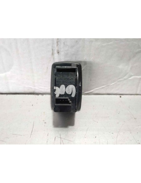 MANDO ELEVALUNAS TRASERO IZQUIERDO BMW SERIE 1 BERLINA (E81/E87) - 186445