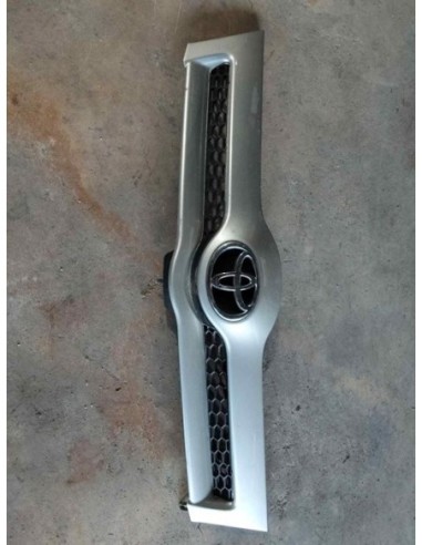 REJILLA DELANTERA TOYOTA COROLLA VERSO (R1) -...