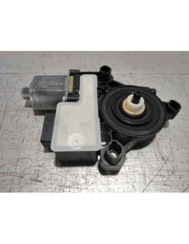 MOTOR ELEVALUNAS TRASERO DERECHO VOLKSWAGEN...
